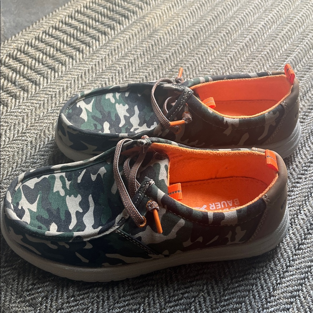 Eddie Bauer Kids Camo Slip-On Sneakers with Orange Liner - Picture 4 of 6